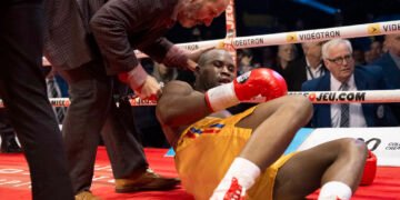 Boxeador Adonis Stevenson sale del coma inducido tras varias semanas