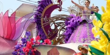 En video | Batalla de Flores recordó a través de la música, los 50 años del Festival de Orquestas