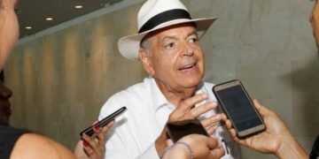 Hospitalizan por COVID-19 a Raimundo Angulo, presidente del Concurso Nacional de Belleza