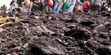 Alud de tierra sepulta a 14 mineros en Barranco de Loba, Bolívar