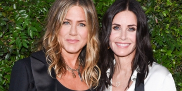 Jennifer Aniston y Courteney Cox, de ‘Friends’, se reencuentran por una buena causa