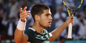 El ímpetu de Alcaraz tumbó a otro grande: Novak Djokovic