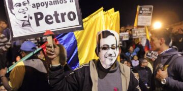 Colombia vislumbra un periodo de cambios con la llegada de Petro al poder