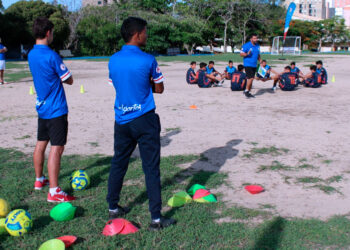 Más de 400 entrenadores del Atlántico se han inscrito en ‘Misión Fútbol’