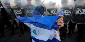 Oficialistas muestran a opositor que anunció huelga de hambre en Nicaragua