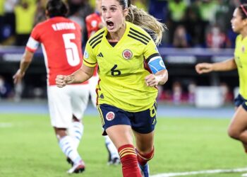Colombia venció 4-2 a Paraguay en su debut en la Copa América Femenina