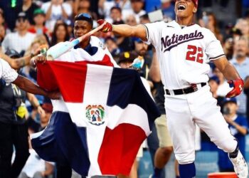 Juan Soto estremeció con sus jonrones el Dodger Stadium
