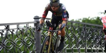 Primoz Roglic abandona el Tour de Francia por problemas físicos