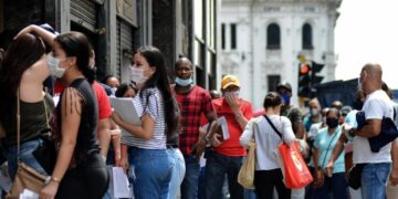 Desempleo en Colombia descendió ligeramente en julio al 11 %: DANE