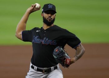 Sandy Alcántara, favorito para ganar el Cy Young, según la encuesta de MLB