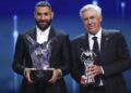 Ancelotti y Benzema brindan al equipo sus premios UEFA