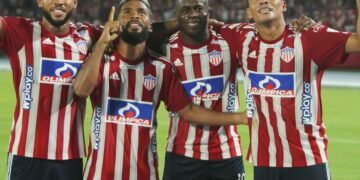 Junior remontó y celebró ante Tolima