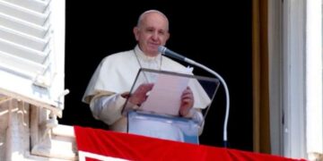 El papa expresa su preocupación por la situación en Nicaragua y pide diálogo