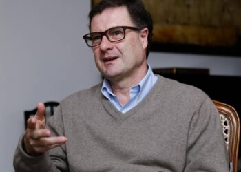 Sancionan con destitución e inhabilidad por 18 años al expresidente de ANI