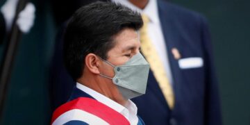 Pedro Castillo se reúne en privado con el presidente del Congreso peruano