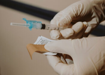 EE.UU. espera millones de nuevas vacunaciones contra ómicron este mismo mes