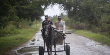 El huracán Ian toca tierra en Cuba con categoría 3