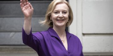 Liz Truss asumió el cargo de primera ministra del Reino Unido