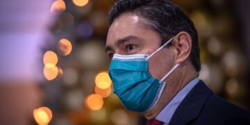 Opositor venezolano condena el “trato indigno” hacia migrantes en EE.UU.