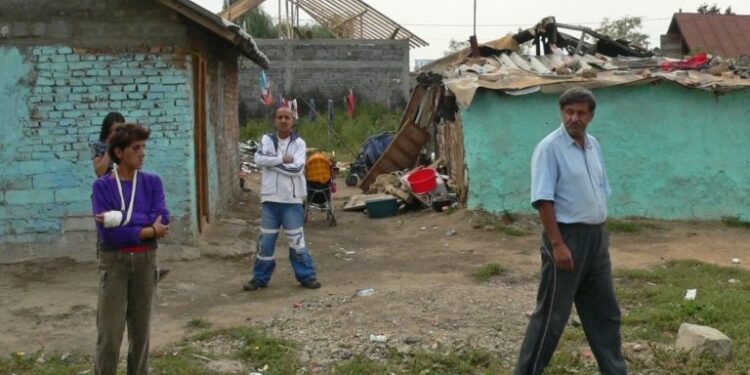 Los gitanos viven 10 años menos que el resto de la población de la UE