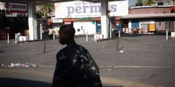 Haití o cómo sobrevivir a la falta de gasolina, las bandas y ahora al cólera