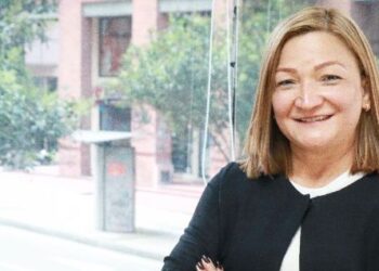 El covid no se ha ido, debemos seguir vacunándonos