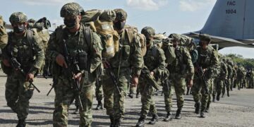 Investigan posible robo de información de comando de FF.MM. de Colombia