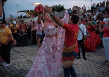 La cumbia reinó en el Gran Malecón
