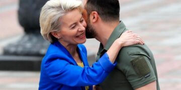 La UE estudia una ayuda para Ucrania de 1.500 millones de euros mensuales