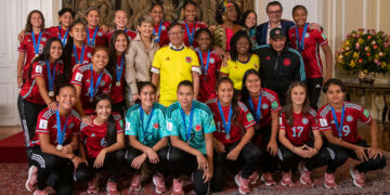 Petro pidió a Federación Colombiana de Fútbol hacer un esfuerzo para que el balompié colombiano sea equilibrado en cuanto a género