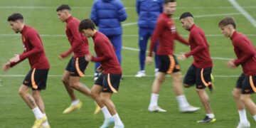 El Atlético se juega pasar a la Liga Europa mientras el Barça visita Praga sin nada en disputa