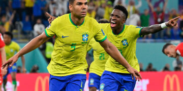 Brasil asegura su clasificación a los octavos de final