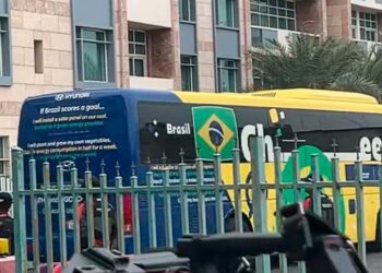 La selección brasileña retorna a Río con un Tite callado ante la prensa