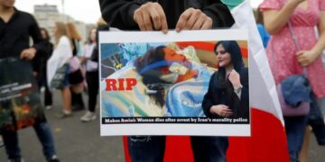 Irán ejecuta al primer condenado a muerte por participar en las protestas