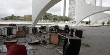 Brasilia amanece bajo control pero con rastros de destrucción tras los ataques bolsonaristas