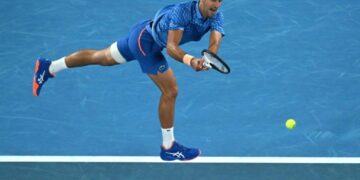 Djokovic a octavos del Abierto de Australia