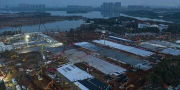 Wuhan quiere olvidar el primer confinamiento del mundo tres años después