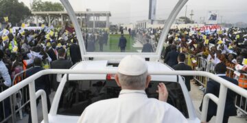 El papa se despide de Sudán del Sur deseando paz para todo el continente