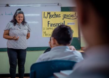 Profe 10, el concurso que busca exaltar la labor docente en el país, tiene abiertas sus inscripciones