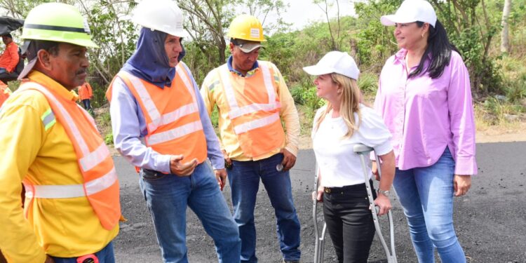 “Avanza la rehabilitación de tres vías departamentales afectadas por la pasada ola invernal”