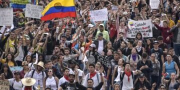 Sindicatos convocan a marchas para exigir elección de la nueva fiscal