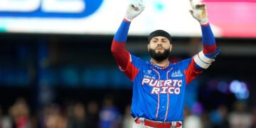 Criollos derrotaron a los Tiburones