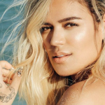 La Nasa invitó a Karol G, cantante colombiana, a ser la primera mujer en pisar la Luna en el 2024