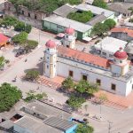 Asesinan a mujer en plena calle